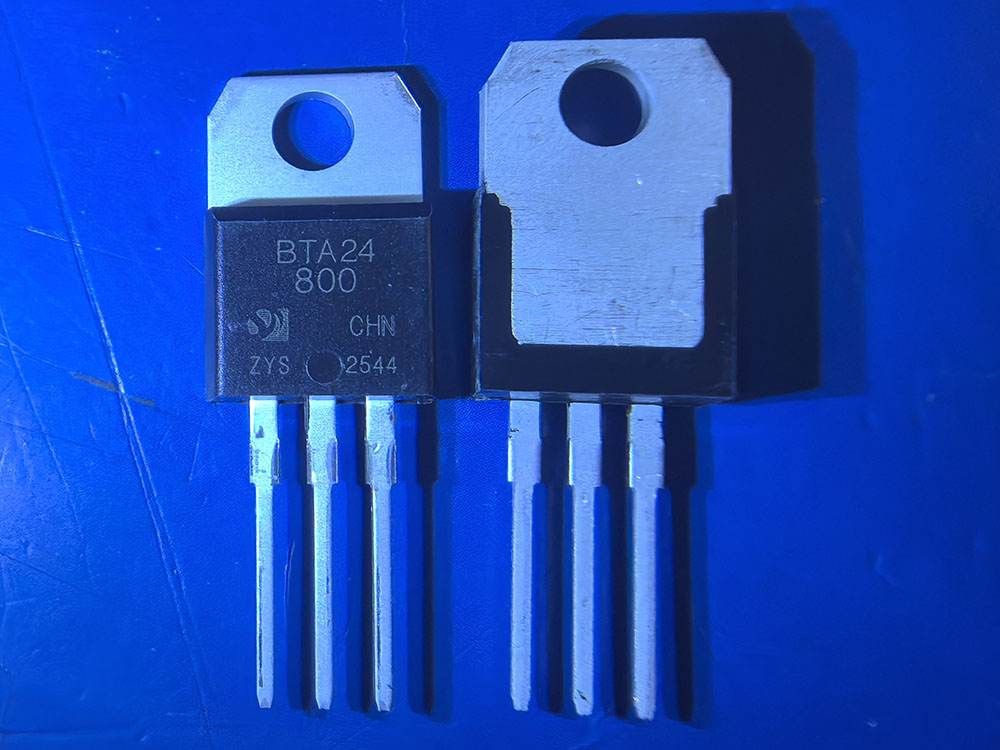 BTA24-800 TO-220A.jpg